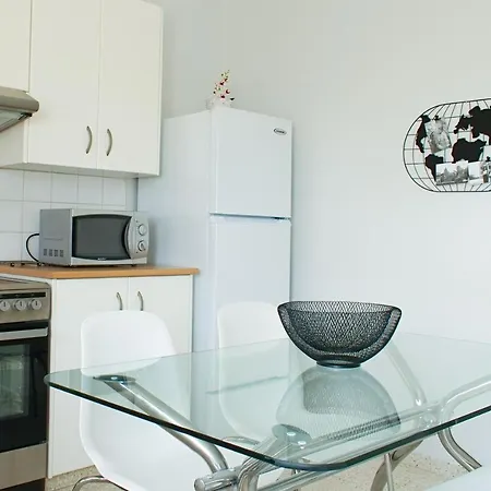 Apartment Alex Strovolos